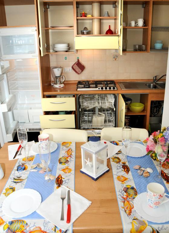 Residence Corallo Caorle Bagian luar foto