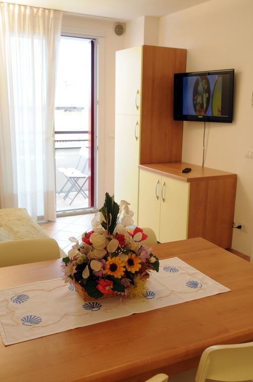 Residence Corallo Caorle Ruang foto