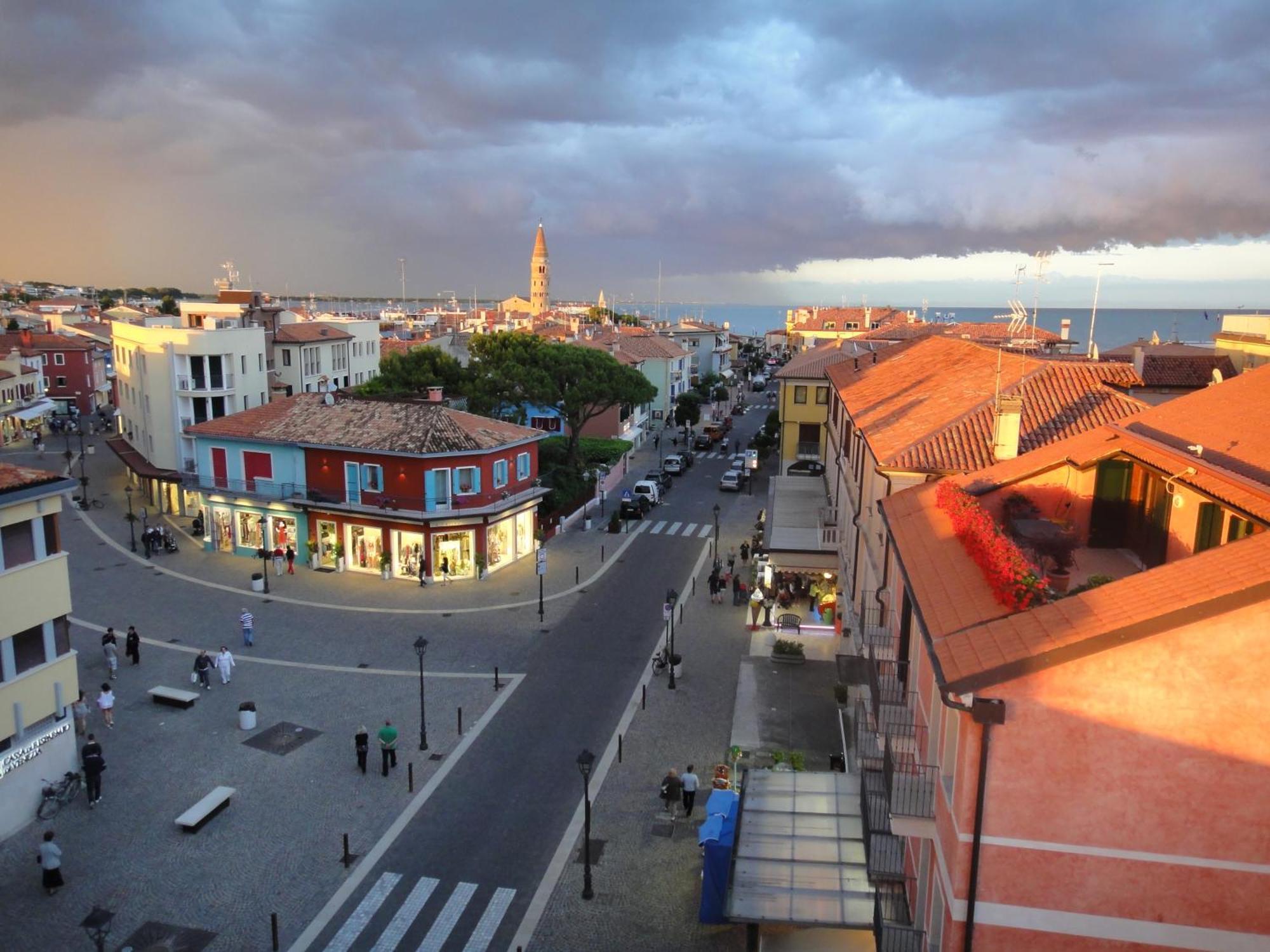Residence Corallo Caorle Bagian luar foto