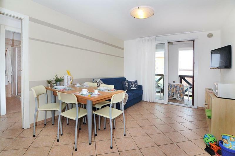 Residence Corallo Caorle Bagian luar foto
